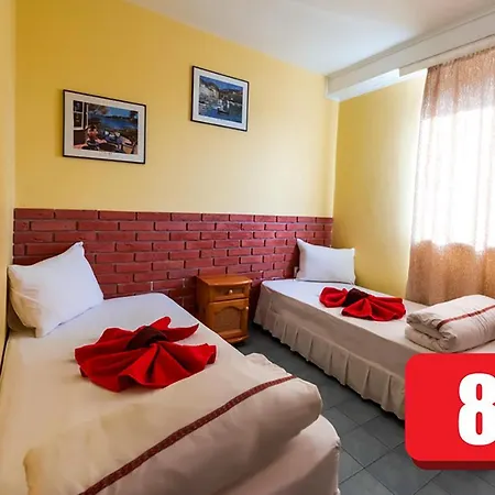 Hotel Simona Complex *