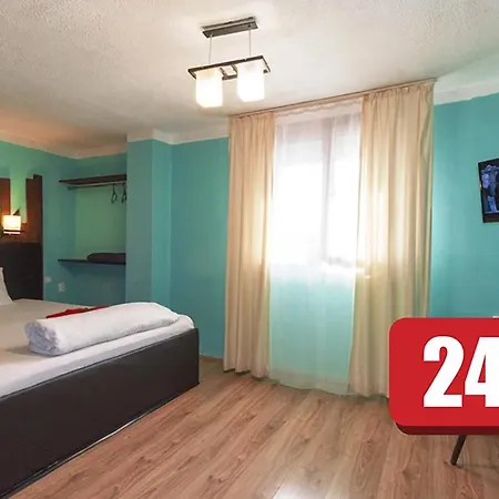 ホテル Simona Complex