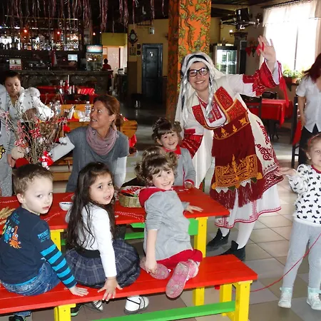 Hotel Simona Complex *