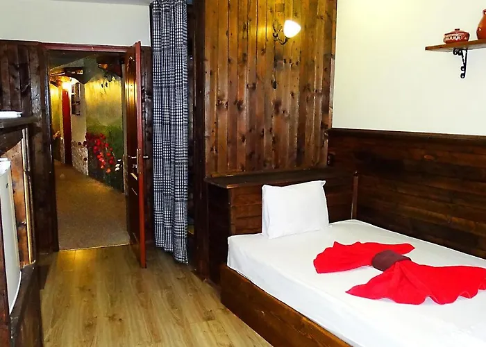 Hotel Simona Complex *