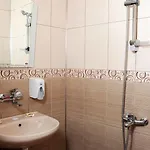 Simona Complex Sofie